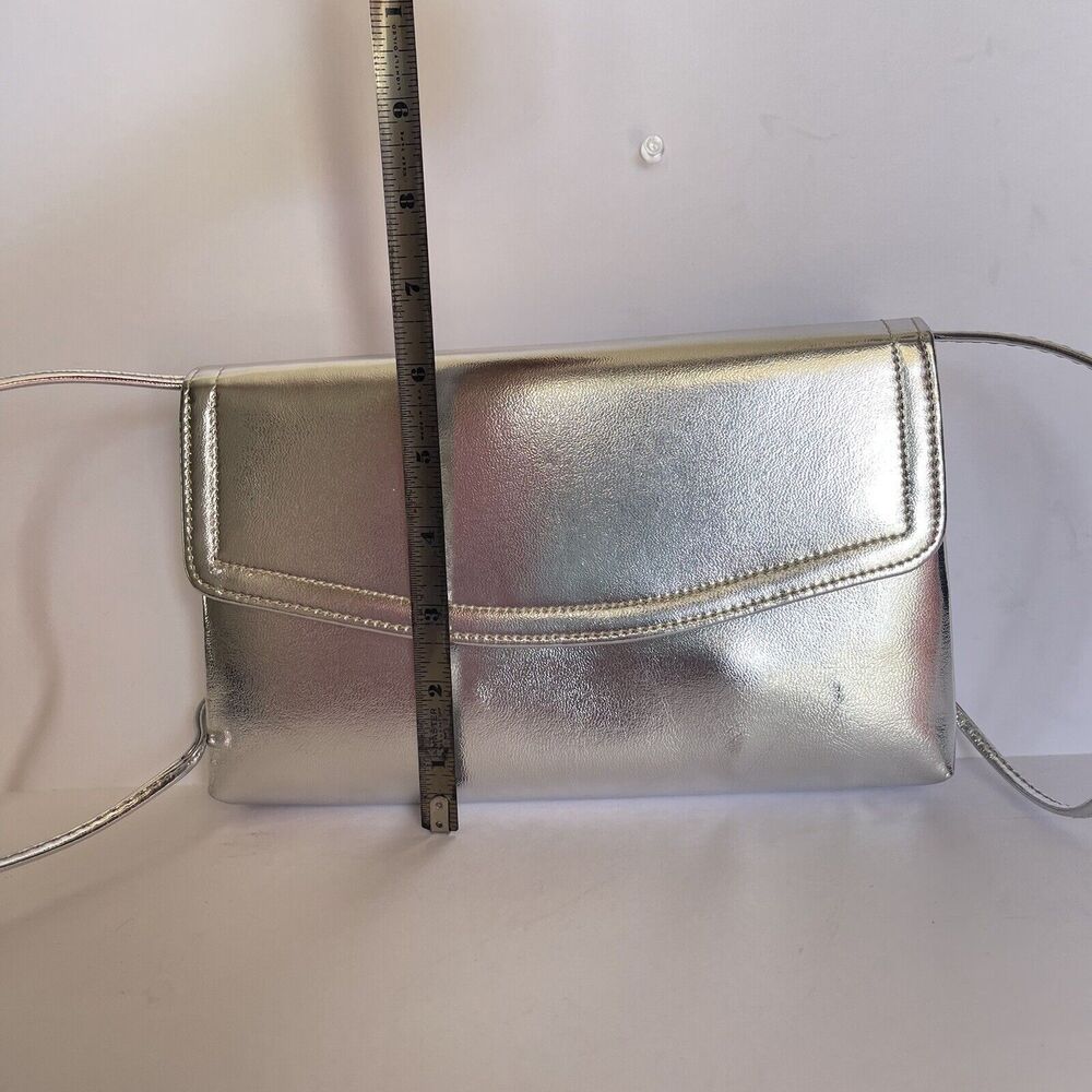 Vintage Women Silver Crossbody Bag - Picture 11 of 12